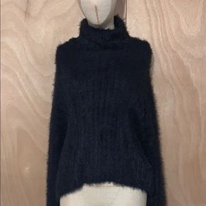 AE FUZZY TURTLE NECK